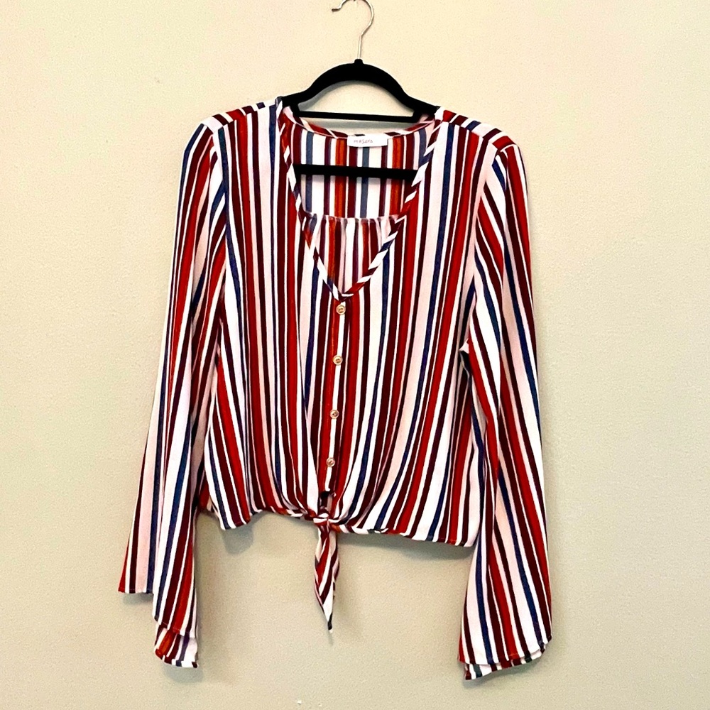 Persaya flowy tie front top, bell sleeves, stripes, bohemian, 70s, button